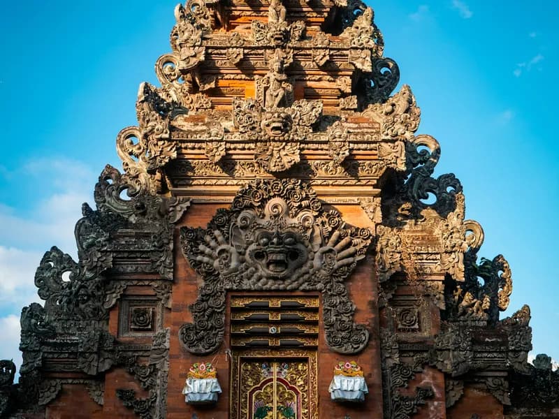 Bali: Kecak Fire Dance Show & Uluwatu Temple Entry Ticket