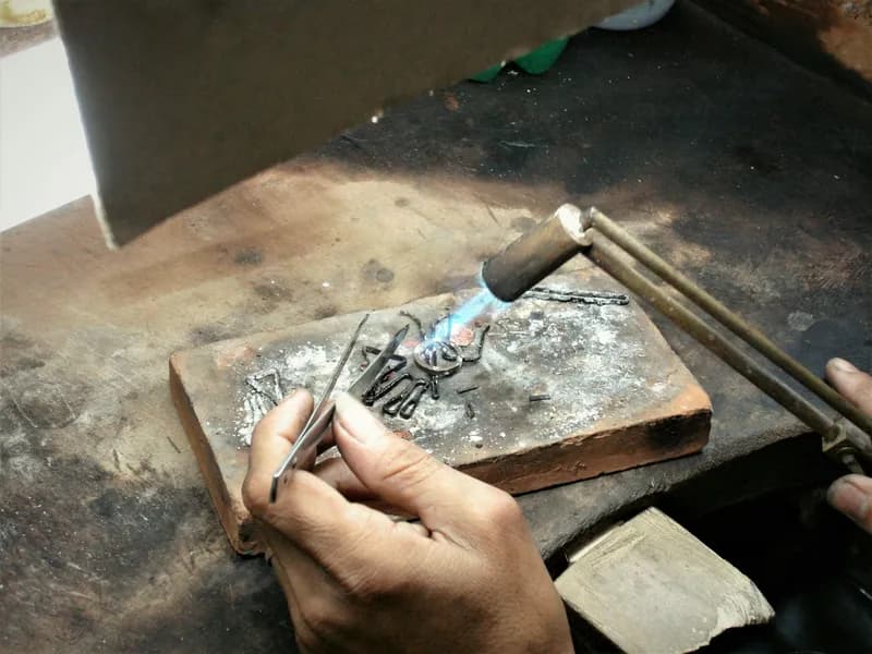Kuta: Design Your Own Silver Jewelry with Photos Included
